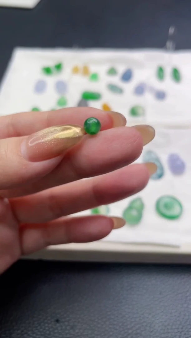 未镶嵌定制翡翠用****2珠子