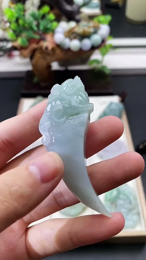 颈饰未镶嵌翡翠天然缅甸A货翡翠