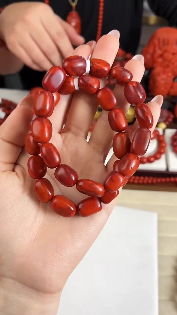 未镶嵌瓦西nxh随型手串南红玛瑙（多样式发其一）
