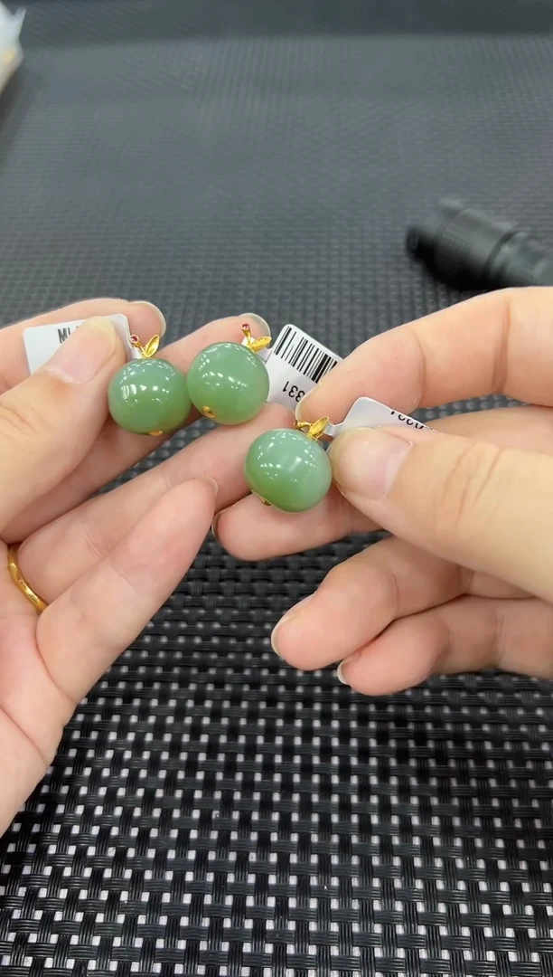 和田玉18K金镶嵌颈饰（多样性发一件）0331