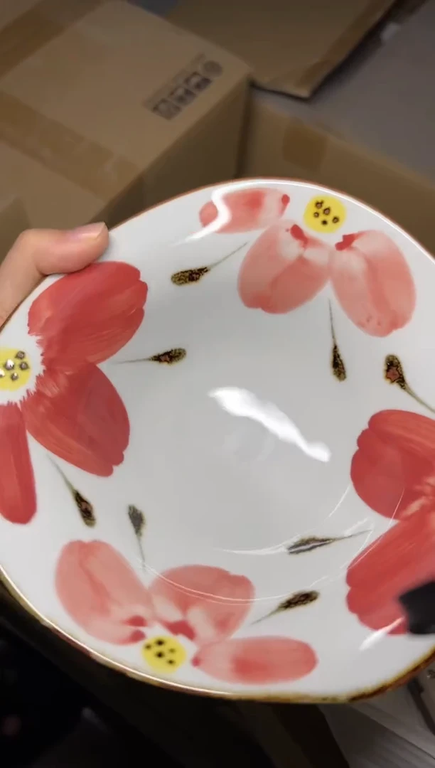 白瓷(B)花々 なぶり中鉢（赤）(B)花々 なぶり中鉢（赤）