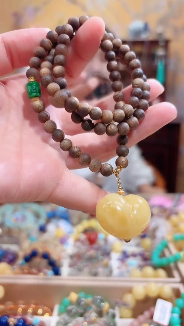 蜜蜡颈饰未镶嵌设计款珠串