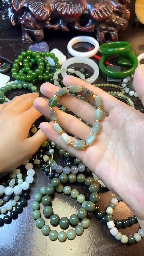 手链未镶嵌和田玉（糖玉）主播推荐！！主播推荐！！