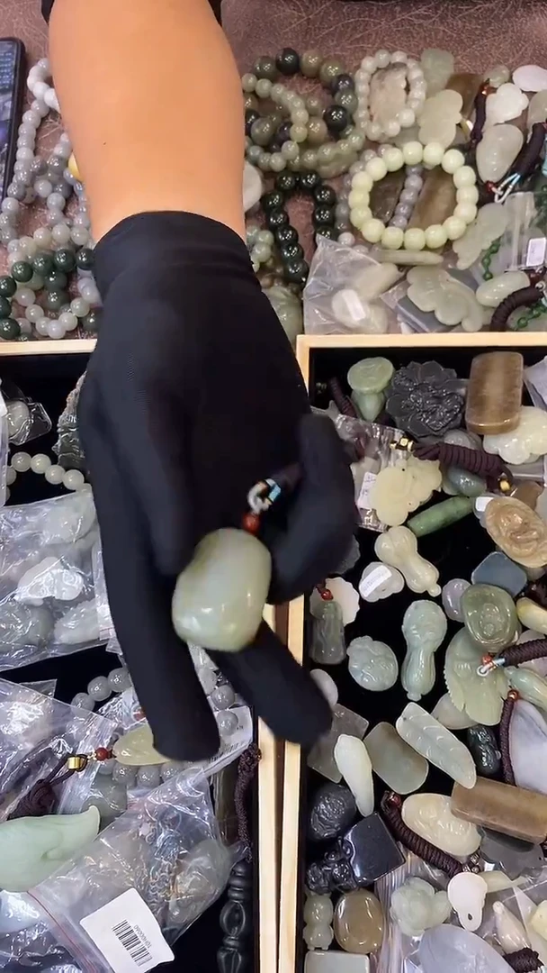 和田玉未镶嵌项链138