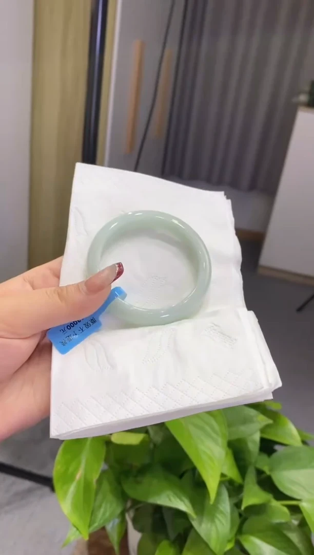 【闪购商品】翡翠手镯未镶嵌00000590
