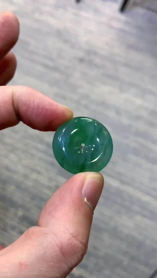 颈饰未镶嵌翡翠天然A货翡翠