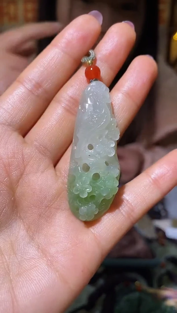 未镶嵌和田玉挂件1