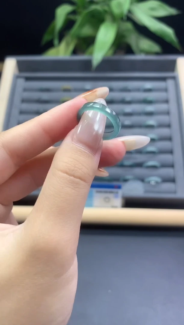 未镶嵌戒指翡翠天 然   5828