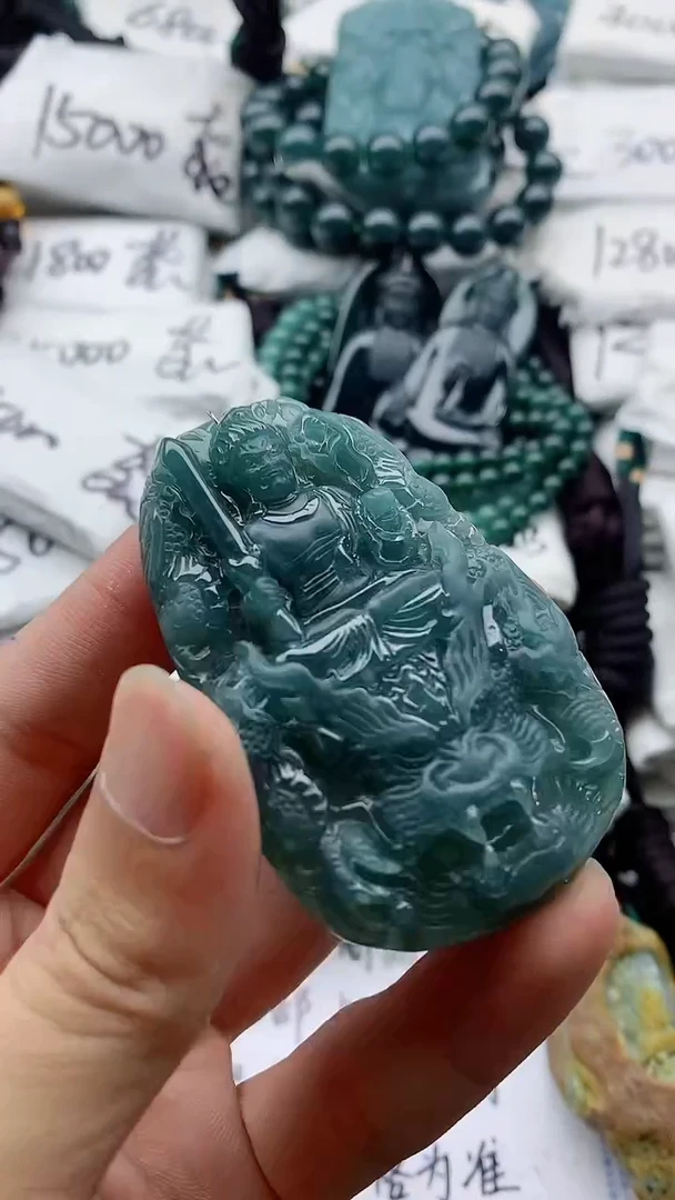 翡翠未镶嵌颈饰88888888