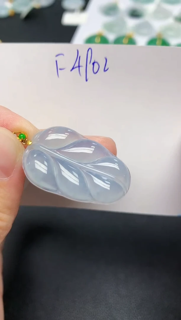 颈饰18K金镶嵌翡翠天然缅甸A货翡翠百元以上9元证书费自理