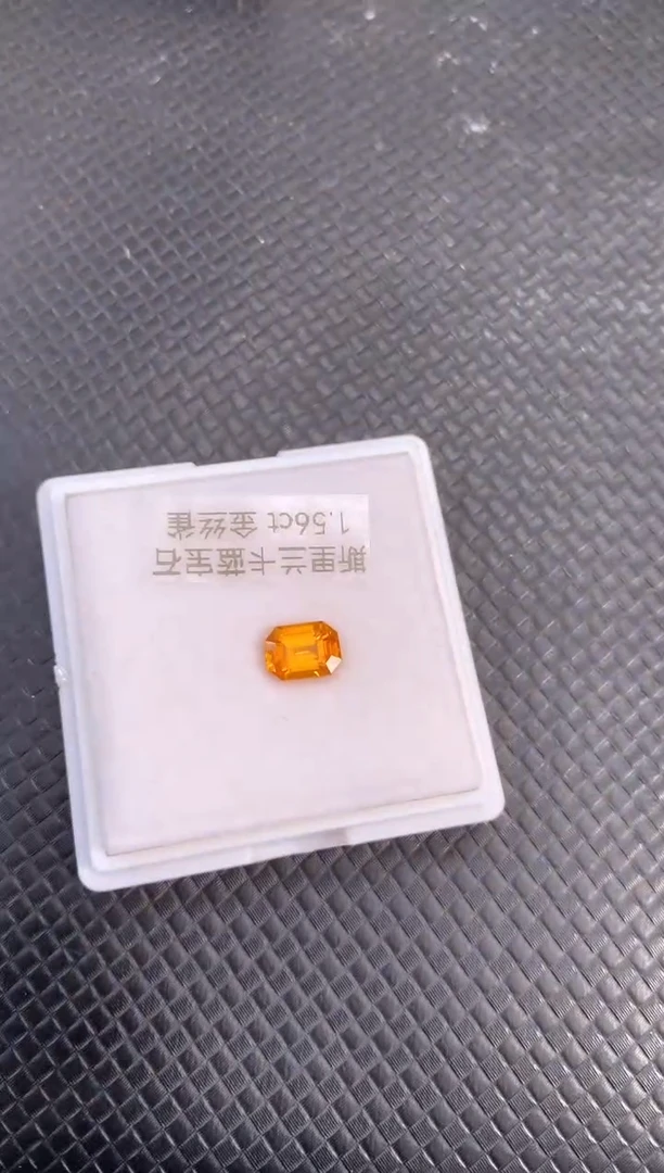 裸石蓝宝石天然黄色蓝宝石