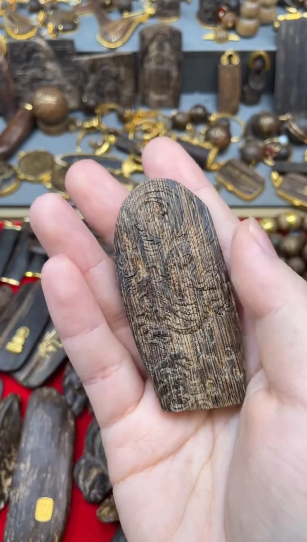 沉香吊坠沉香吊坠8