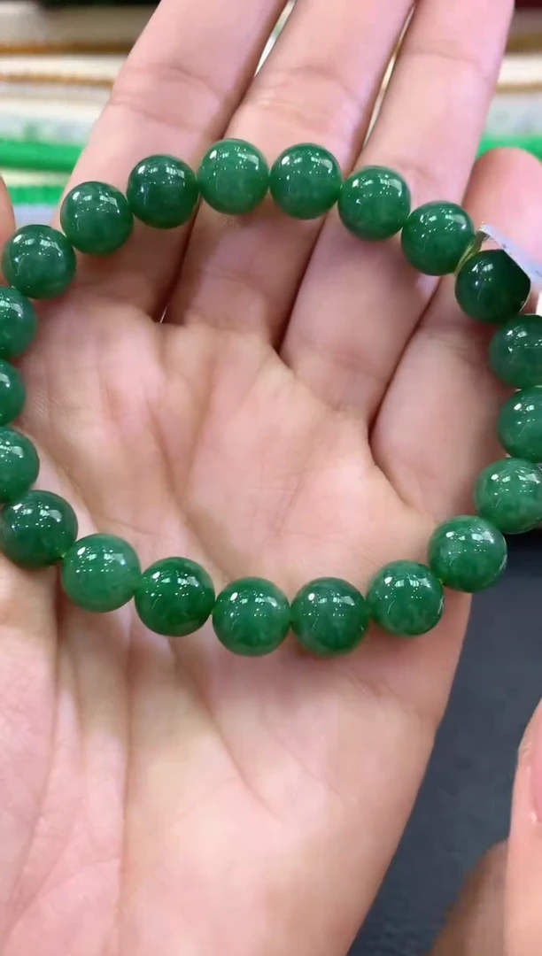 【闪购商品】翡翠手串未镶嵌D74      
