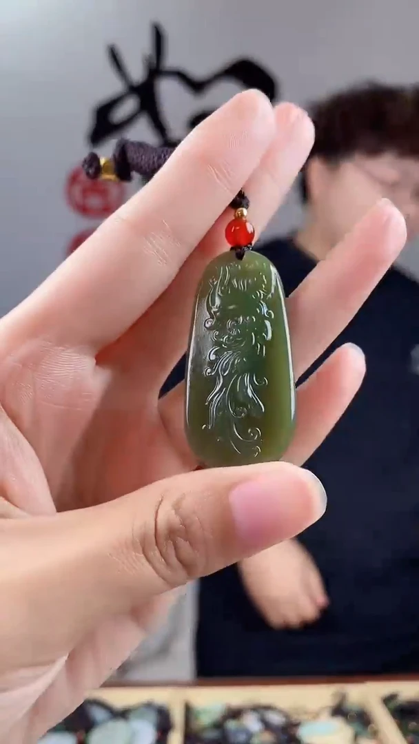 和田玉未镶嵌颈饰拍一发一，多样性发货