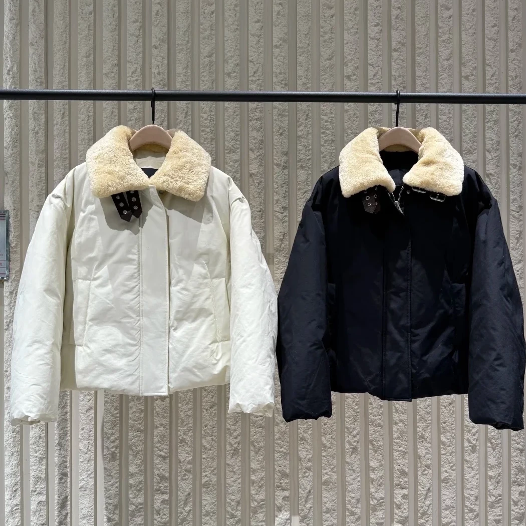 mc黑白双色毛领羽绒服