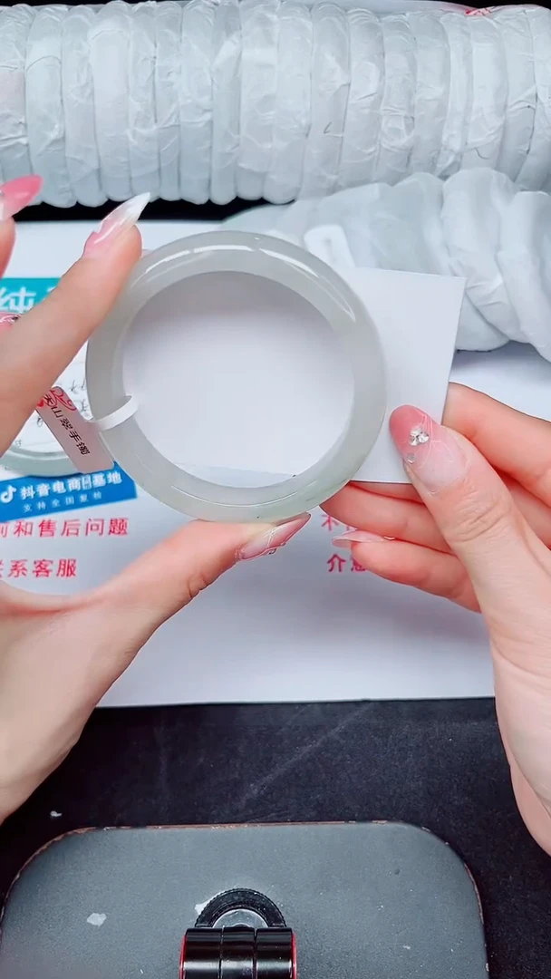 未镶嵌手镯石英质玉99-56/57