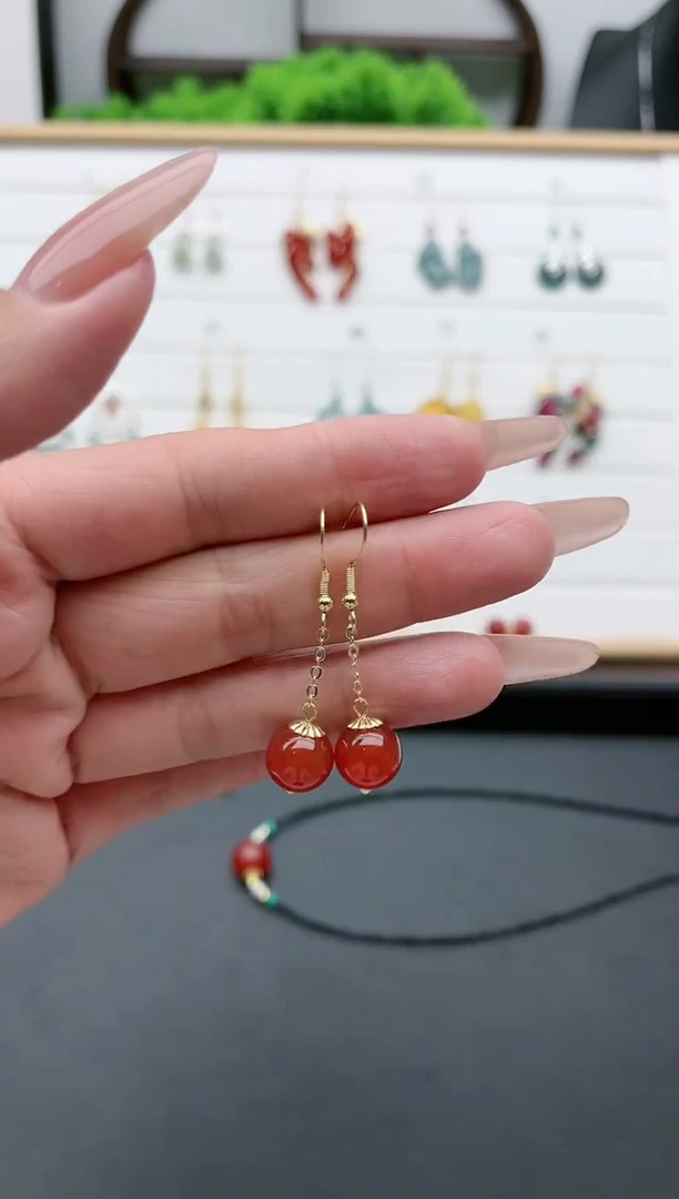 【闪购商品】南红玛瑙耳饰银S925镀金镶嵌18链条款