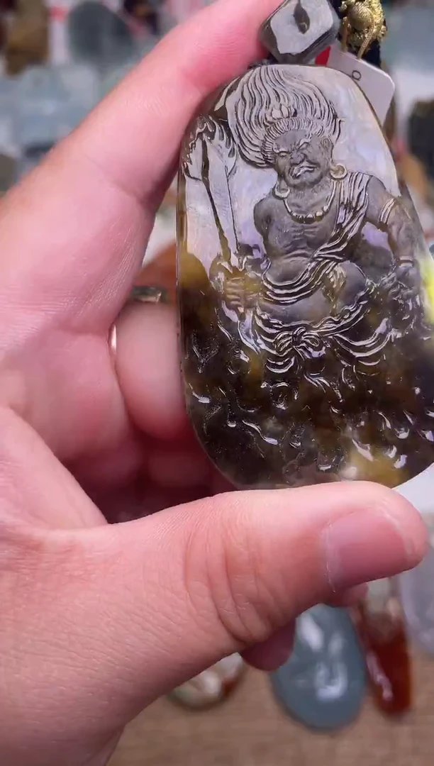 颈饰未镶嵌翡翠1
