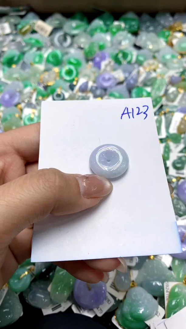 【闪购商品】翡翠颈饰未镶嵌1111111111111111