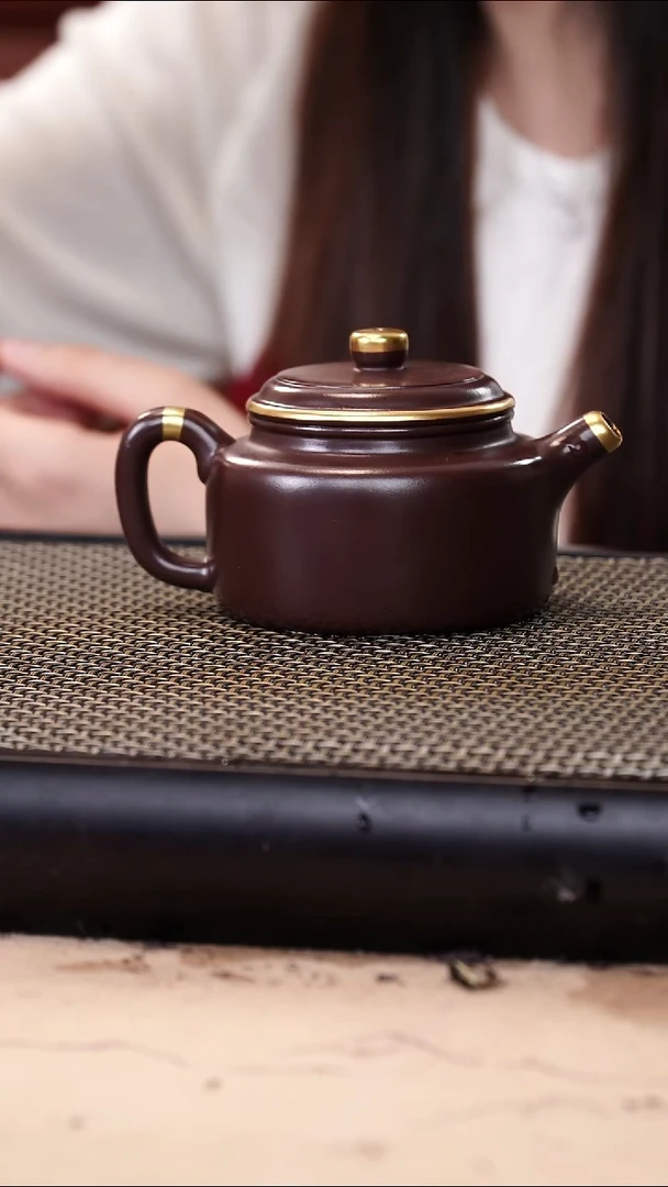 茶壶紫砂四号井茄皮紫泥描金新品德钟160cc
