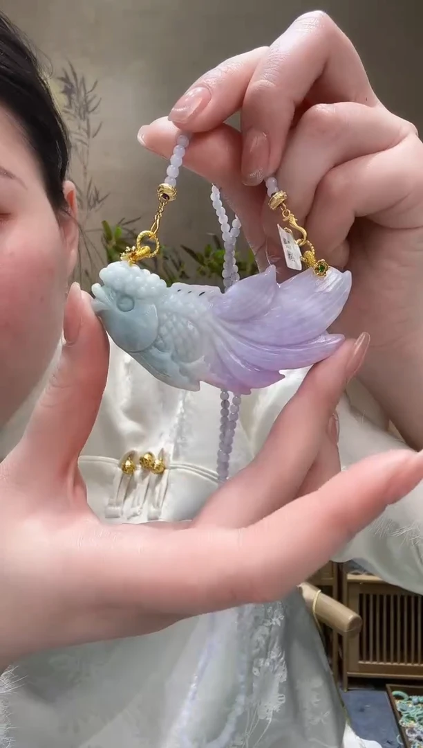 【闪购商品】翡翠颈饰未镶嵌吊坠