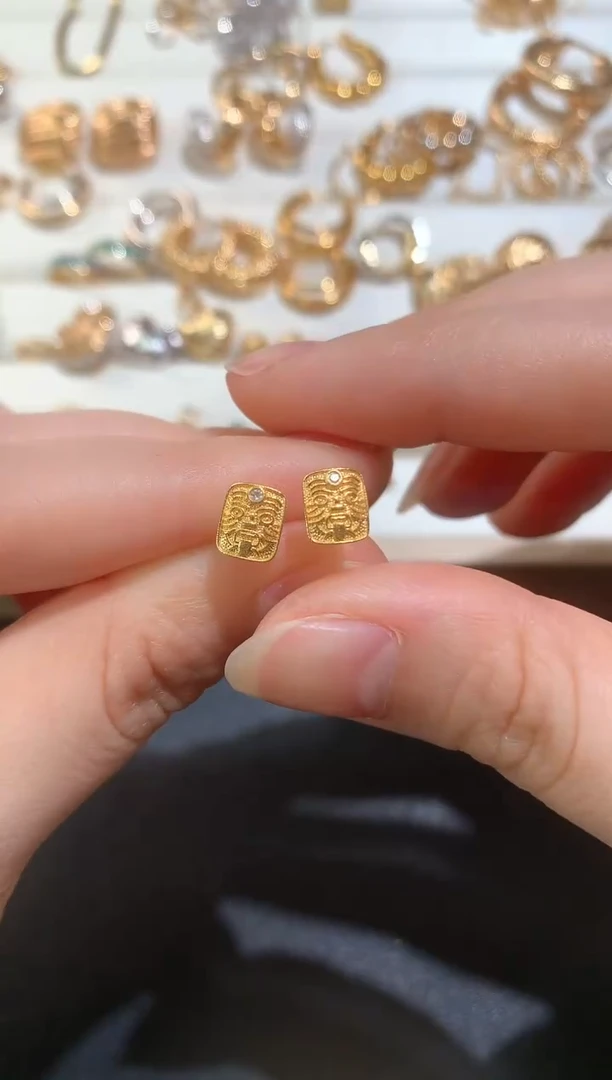 【闪购商品】18K金耳饰 Z603|580