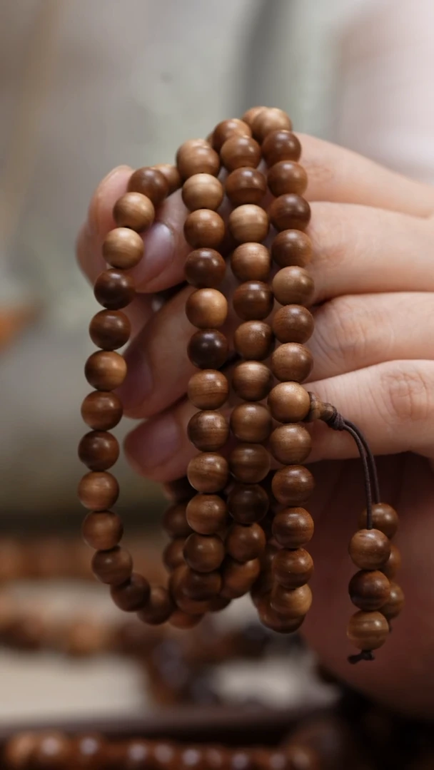 檀香木手串/手链老山檀香0.8圆珠多圈108颗钢印料横纹