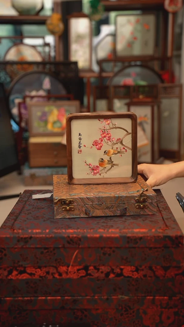 扇子苏绣双面绣四方台屏胡桃木框小号16CM