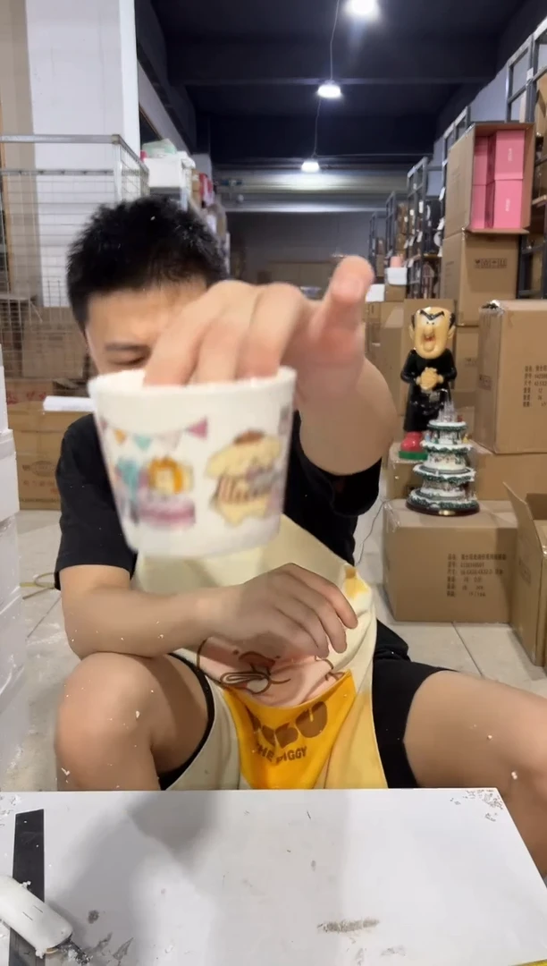 瓷片布丁狗小茶杯