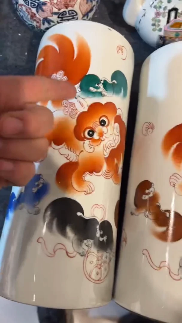 摆件瓷摆件瓷摆件五彩狮子冒桶