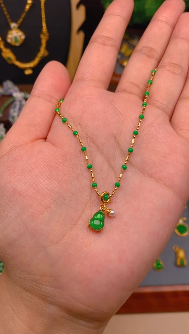 【闪购商品】翡翠吊坠(不含链)银S925镶嵌葫芦万能扣