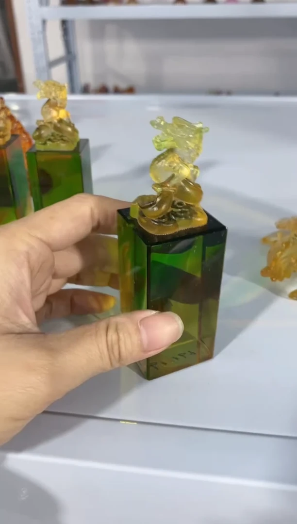 手工艺品琉璃691龙印章微瑕 古法琉璃 介意勿拍 不退不换
