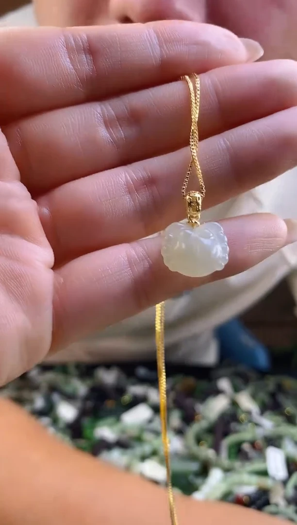 和田玉未镶嵌颈饰多样性发货，拍一发一