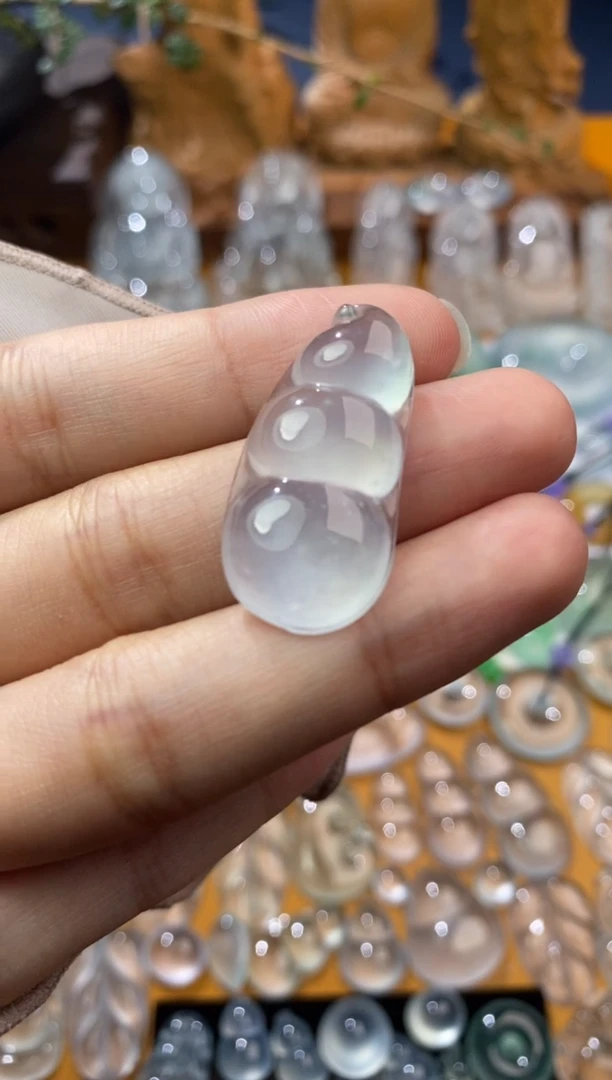 【闪购商品】定制翡翠未镶嵌福豆31.6*15.6*6.1