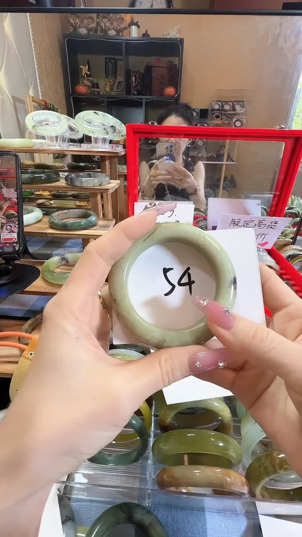 岫玉未镶嵌手镯42