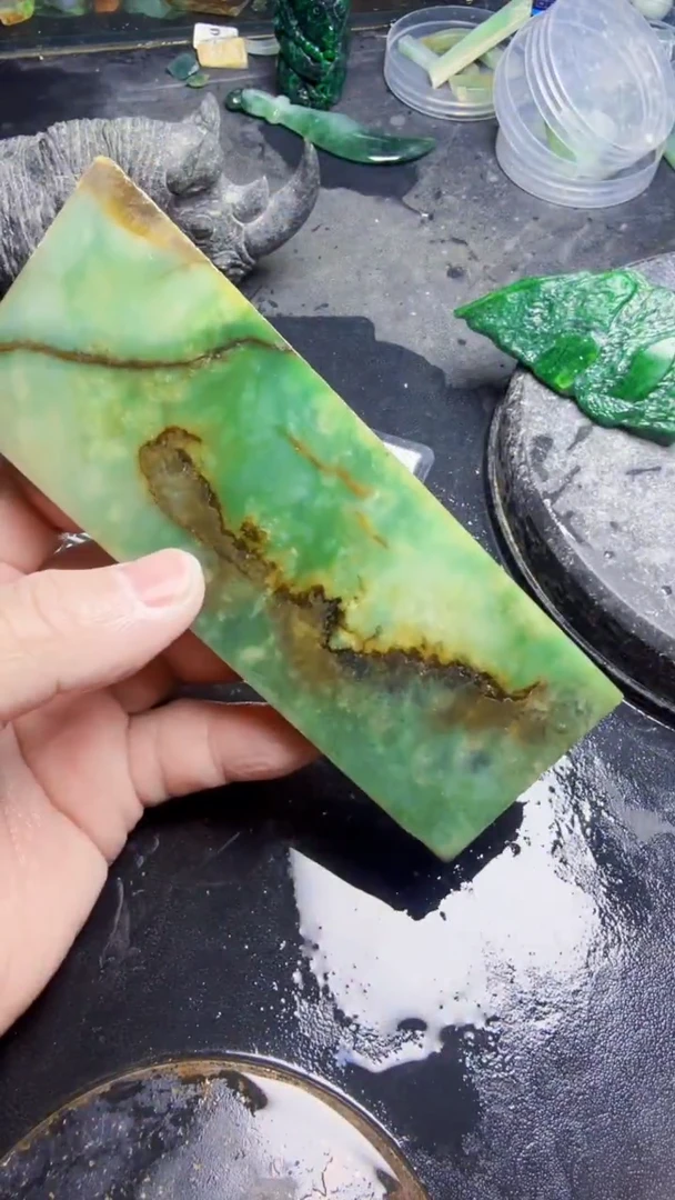 未镶嵌挂件翡翠《****》天然翡翠324