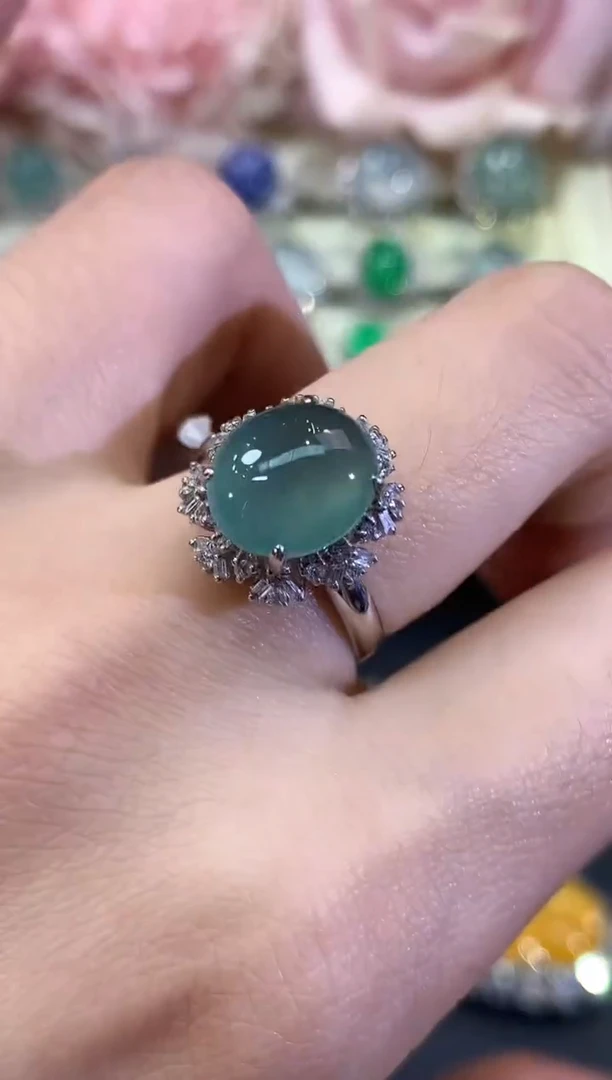 18K金镶嵌戒指翡翠B101