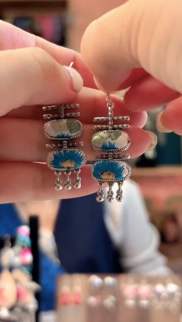 织绣艺枝独绣手工饰品93