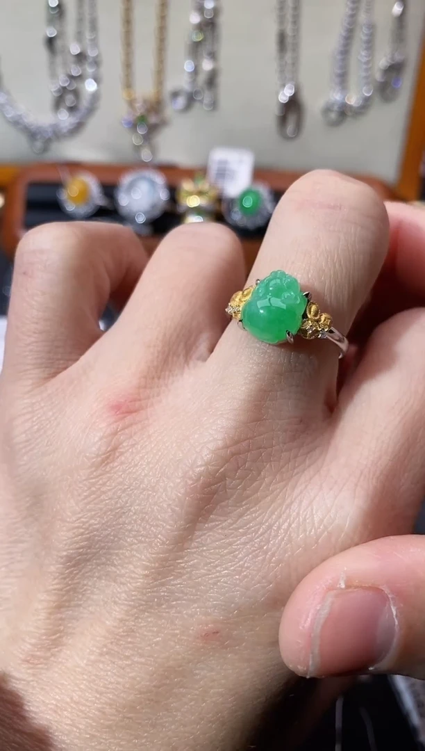 【闪购商品】翡翠戒指18K金镶嵌戒指