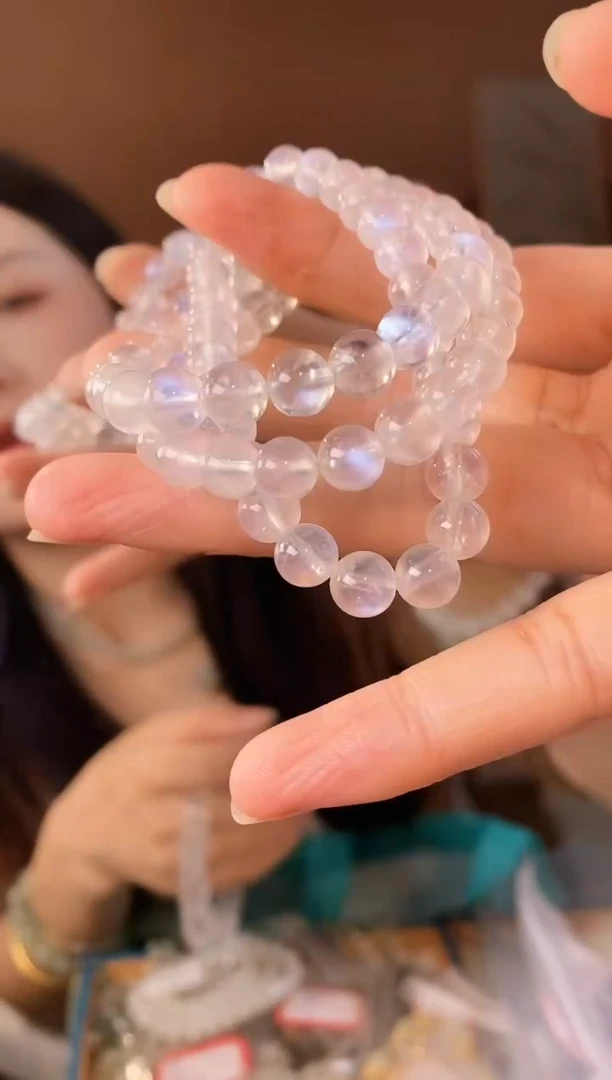 颈饰未镶嵌和田玉蓝，月，光，石