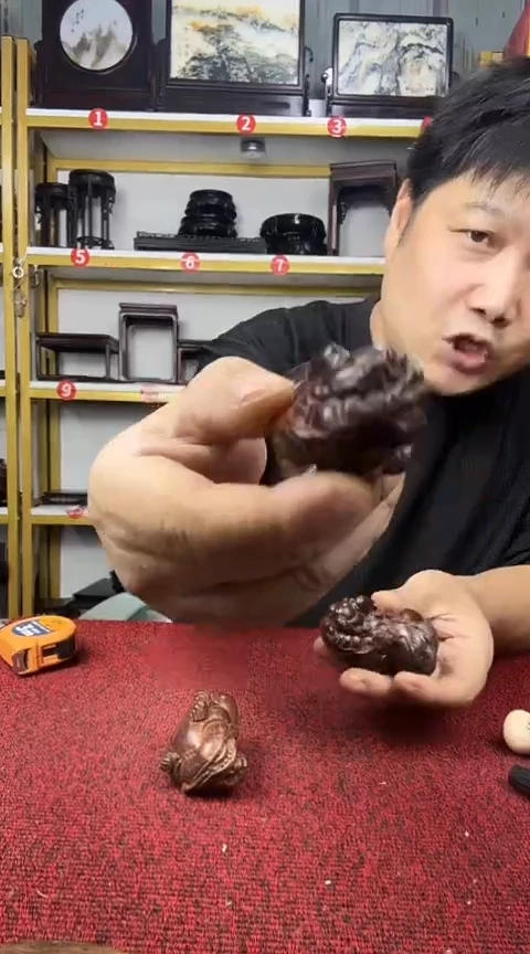 木大红酸枝貔貅手把件