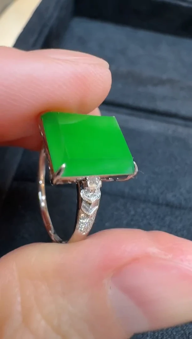 【闪购商品】翡翠戒指18K金镶嵌多样性团购发一件