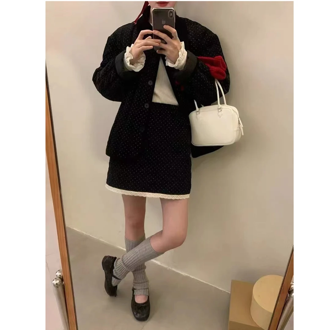 CHUMU/储慕【波点羽绒套装】丝绒翻领羽绒服外套+蕾丝花边半身短裙