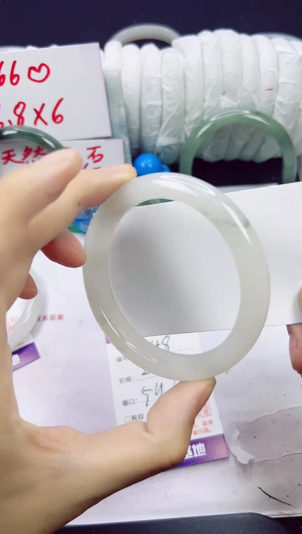 未镶嵌手镯石英质玉148-59/60