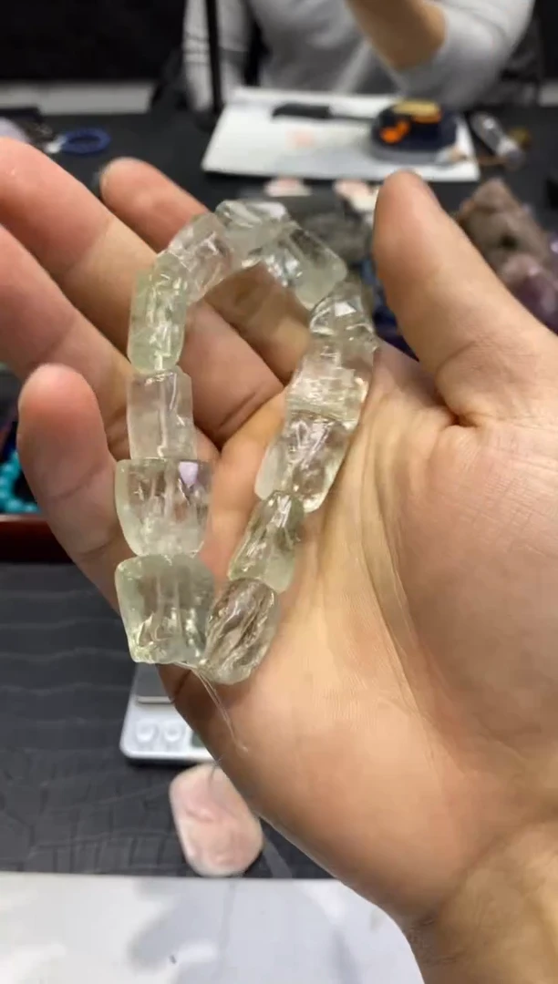 【闪购商品】水晶手链未镶嵌绿水晶随心