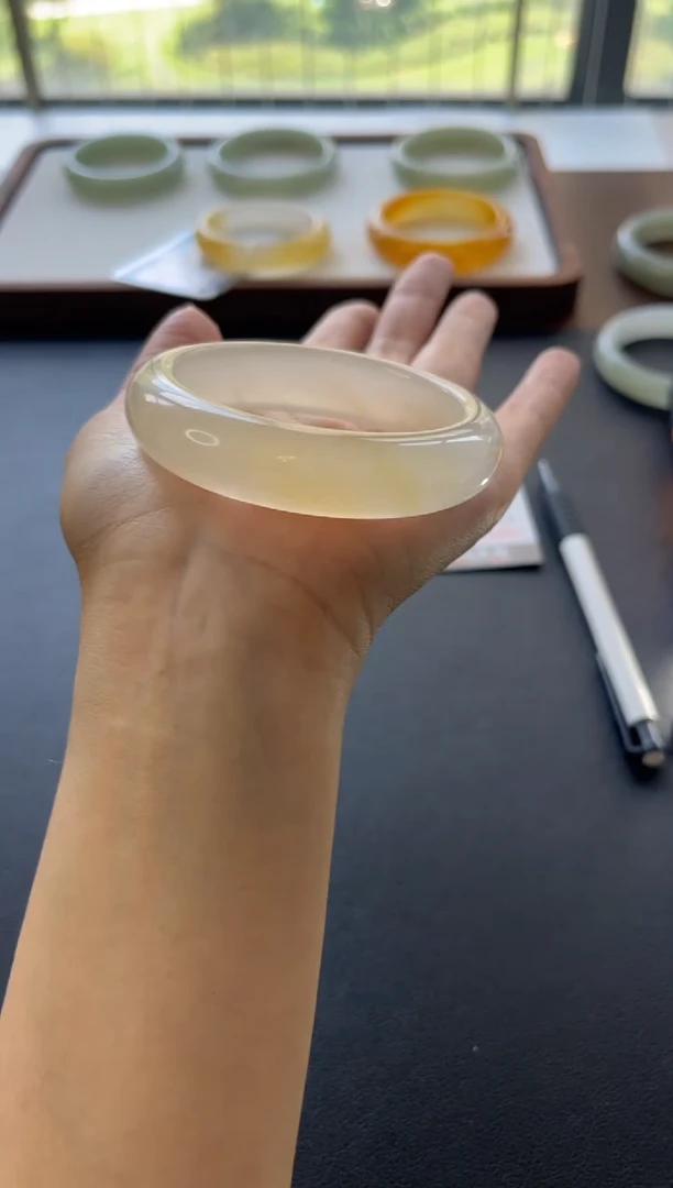 石英质玉手镯未镶嵌杨*y24-51