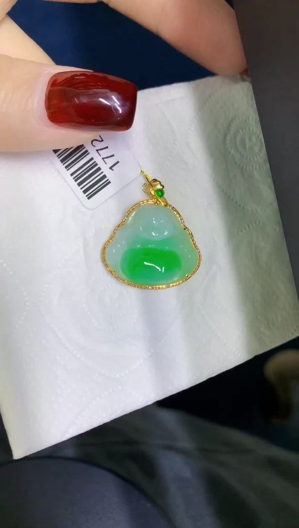 颈饰18K金镶嵌翡翠缅甸天然翡翠A货