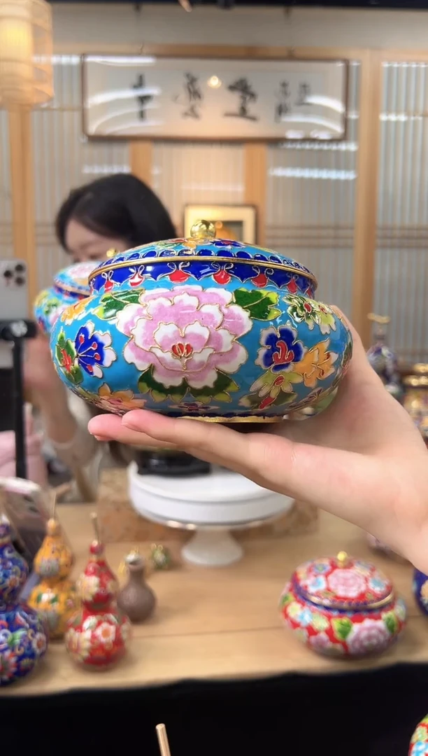 景泰蓝花丝喜子罐6寸XZG002青蓝