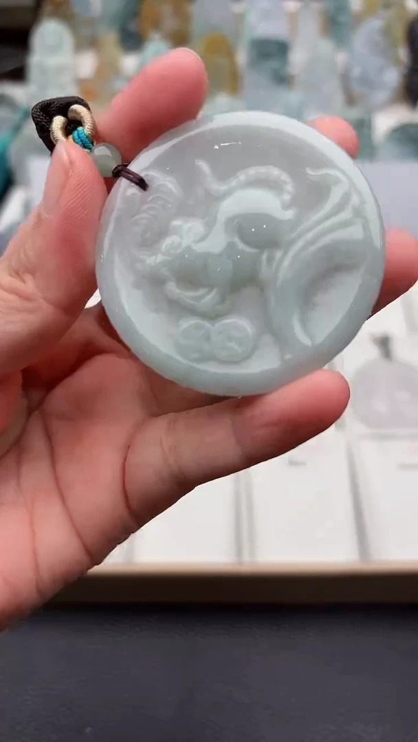 翡翠未镶嵌颈饰天然缅甸A货翡翠217
