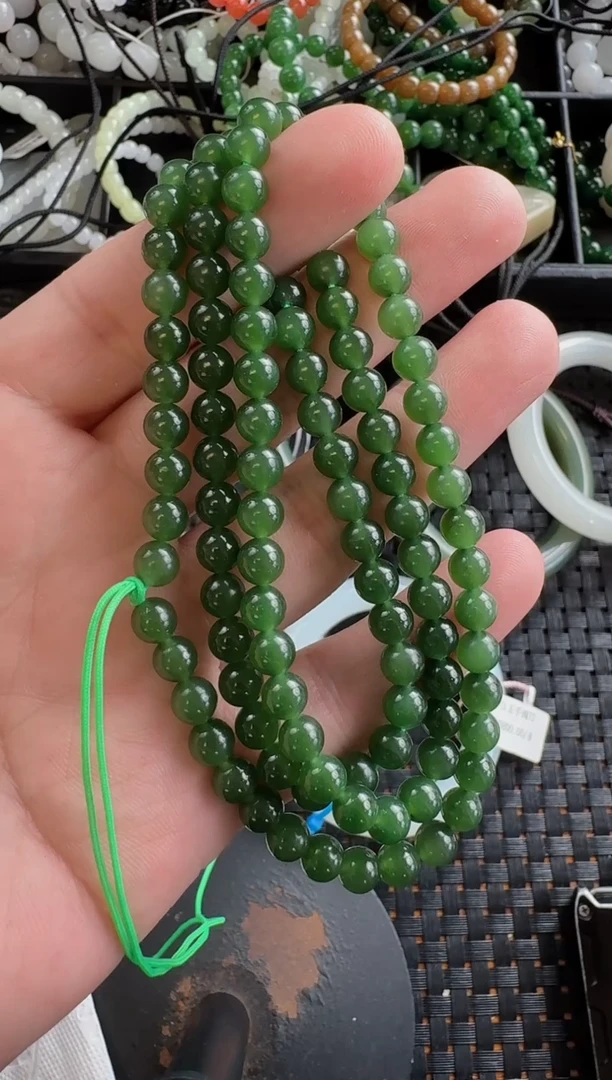 和田玉未镶嵌颈饰6mm碧玉108